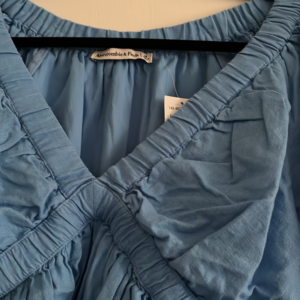 Blue Blouse - Picture 2 of 2